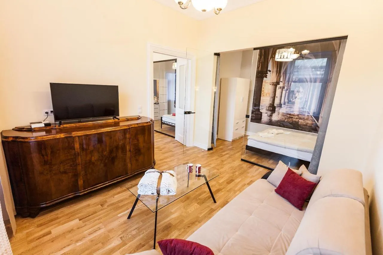 Vintage Podzamcze Apartment Krakow Poland